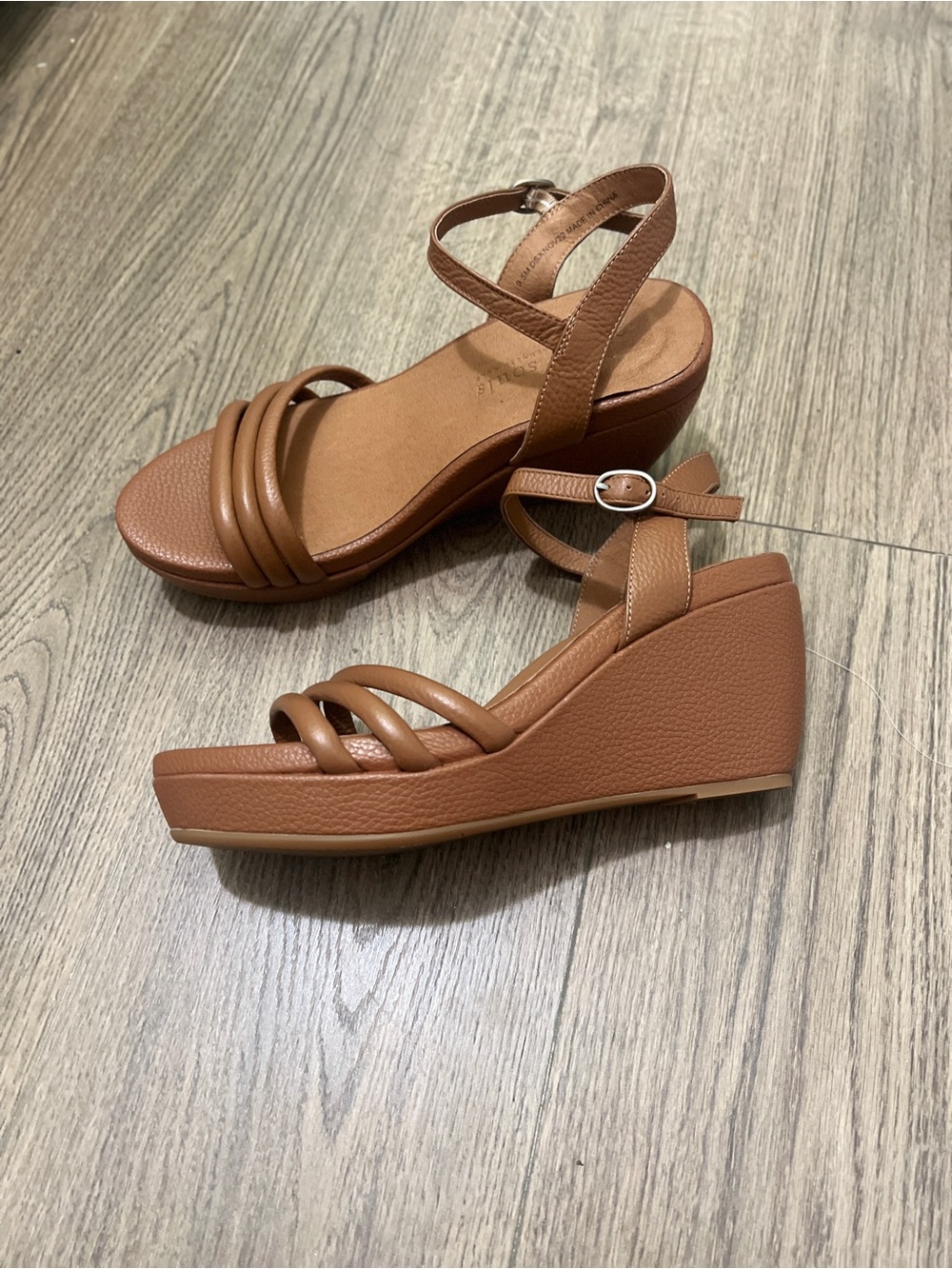 Gentle Souls Viki Sandals 9.5 - Picture 3 of 11